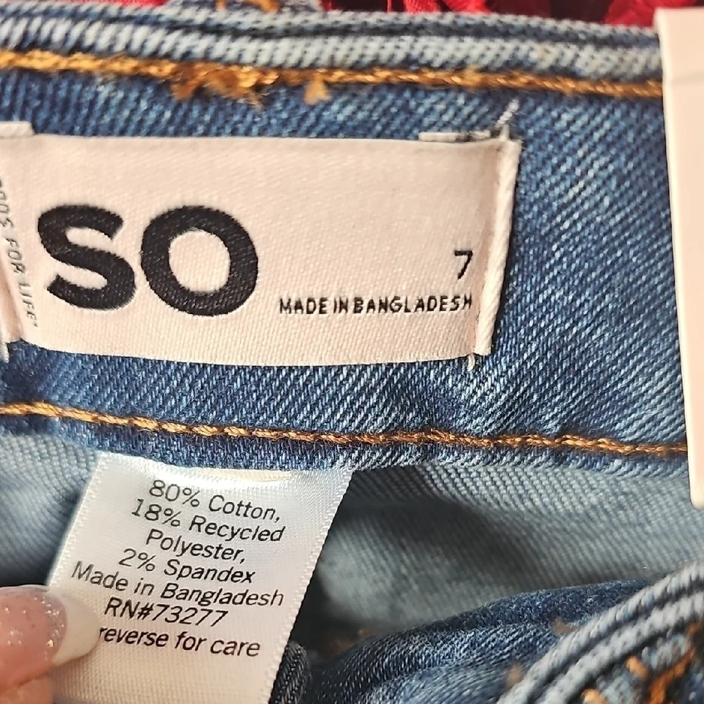 SO NWT Girls Blue Denim Distressed Bermuda Shorts Size 7